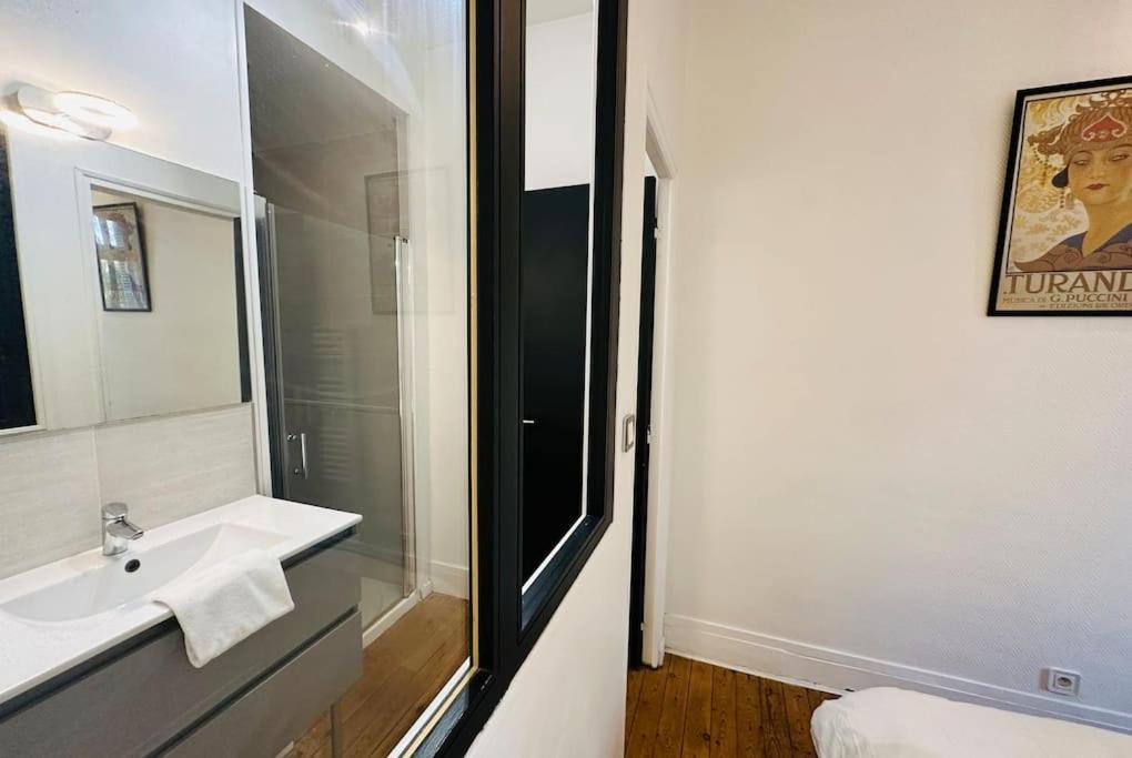 Standing T2 Near The Train Station And Apartment *